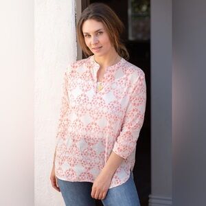 Dolma Kai Geo Print Blouse size Medium